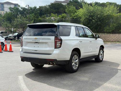 Iridescent Pearl Tricoat 2023 Chevrolet Tahoe 4WD High Country