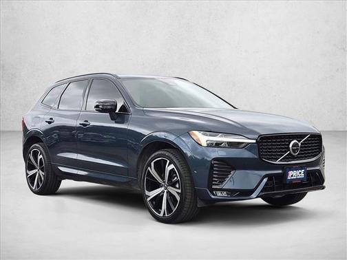 Denim Blue Metallic 2025 Volvo XC60 B5 Ultra