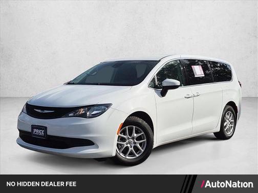 Bright White Clearcoat 2023 Chrysler Voyager LX