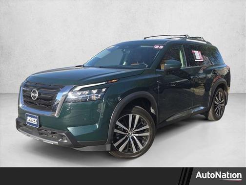 2023 Nissan Pathfinder Platinum FWD
