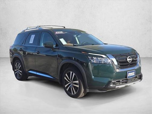 2023 Nissan Pathfinder Platinum FWD