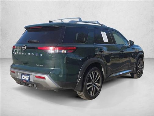 2023 Nissan Pathfinder Platinum FWD