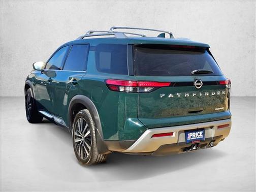 2023 Nissan Pathfinder Platinum FWD