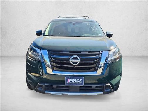 2023 Nissan Pathfinder Platinum FWD