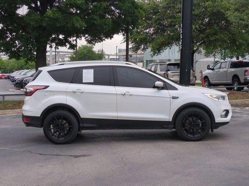 White Platinum Metallic Tri-Coat 2017 Ford Escape Titanium