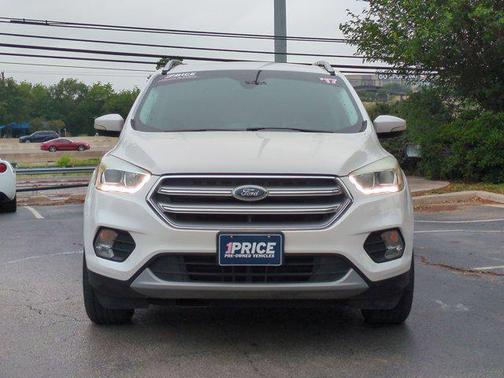 White Platinum Metallic Tri-Coat 2017 Ford Escape Titanium