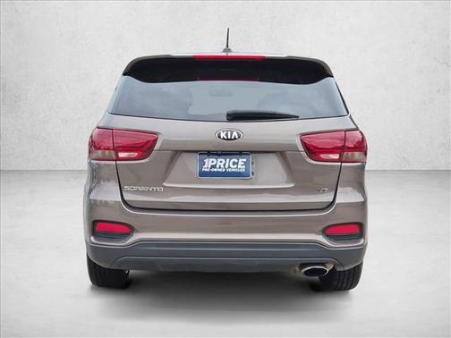 Dragon Brown 2019 Kia Sorento LX