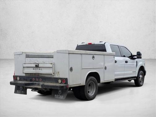 2022 Ford F-350 XL