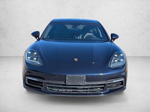 2019 Porsche Panamera 4