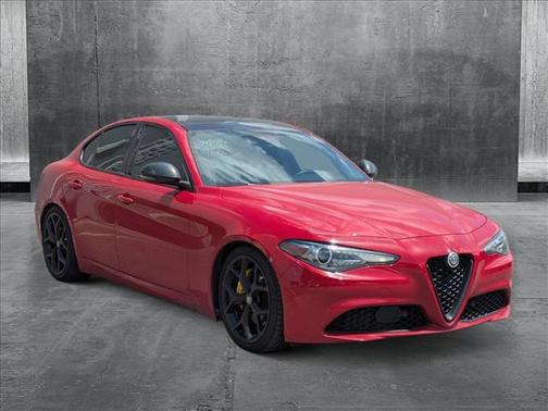 2019 Alfa Romeo Giulia Base