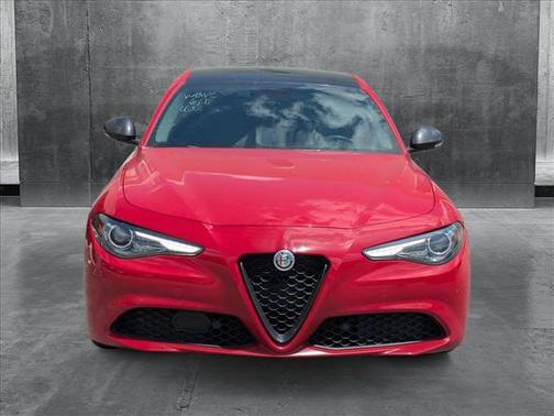 2019 Alfa Romeo Giulia Base