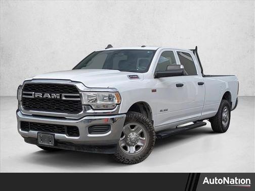 2021 RAM 2500 Tradesman Crew Cab 4x2 8' Box