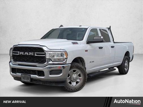 2021 RAM 2500 Tradesman Crew Cab 4x2 8' Box