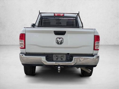 2021 RAM 2500 Tradesman Crew Cab 4x2 8' Box