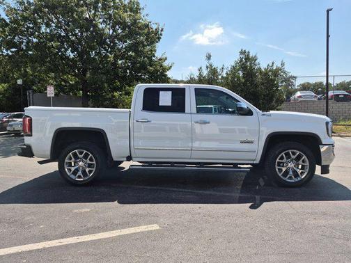 Summit White 2018 GMC Sierra 1500 SLT