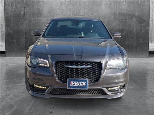 2018 Chrysler 300 S
