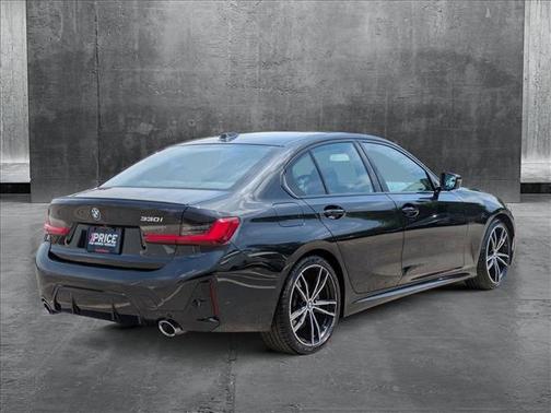 2024 BMW 330 i