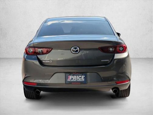 Machine Gray Metallic 2022 Mazda Mazda3 FWD w/Preferred Package