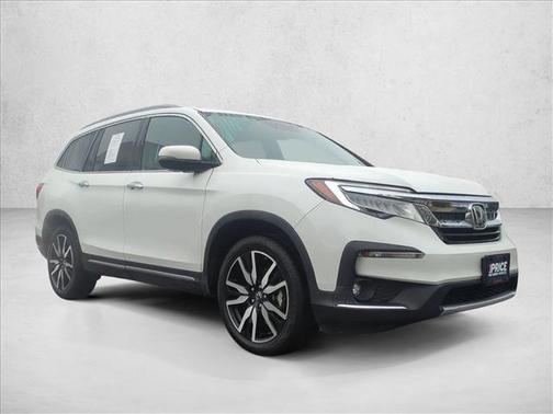 2022 Honda Pilot Touring 8-Passenger