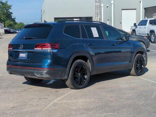 2022 Volkswagen Atlas 2.0T SE w/Technology