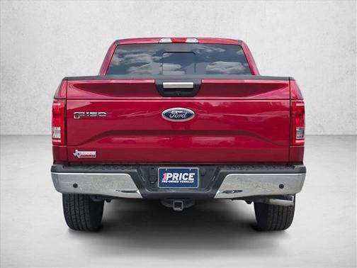 Ruby Red Metallic Tinted Clearcoat 2016 Ford F-150 XLT
