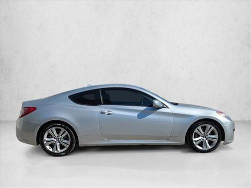 2012 Hyundai Genesis Coupe 2.0T Premium
