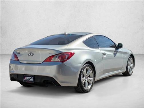2012 Hyundai Genesis Coupe 2.0T Premium
