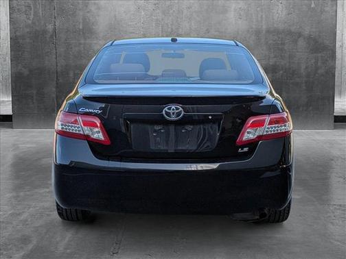 2010 Toyota Camry LE