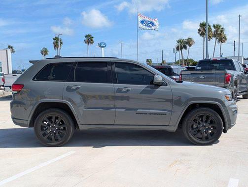 2019 Jeep Grand Cherokee Altitude