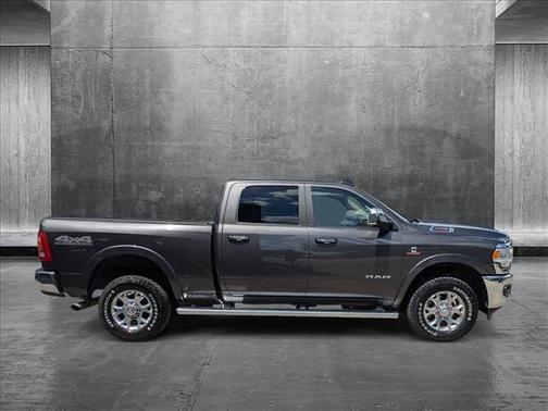 2019 RAM 2500 Laramie Crew Cab 4x4 6'4' Box