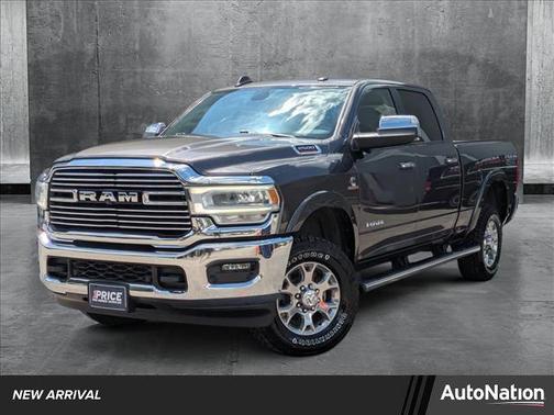 2019 RAM 2500 Laramie Crew Cab 4x4 6'4' Box
