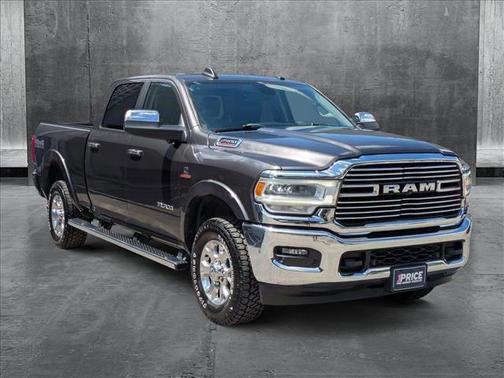2019 RAM 2500 Laramie Crew Cab 4x4 6'4' Box