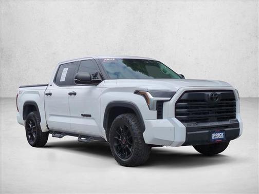 White 2022 Toyota Tundra SR5