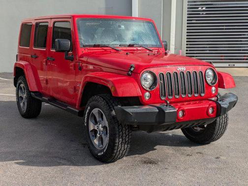 2017 Jeep Wrangler Unlimited Sahara