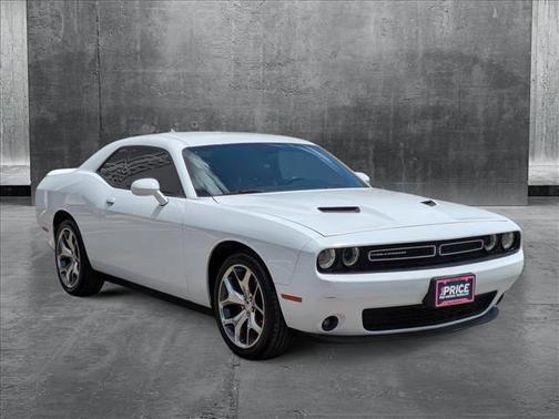 2015 Dodge Challenger SXT Plus