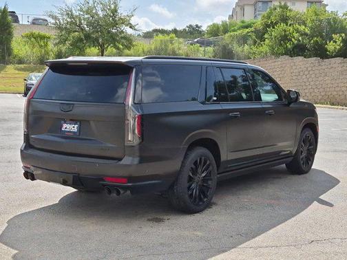 Crystal White Tricoat 2023 Cadillac Escalade ESV Premium Luxury