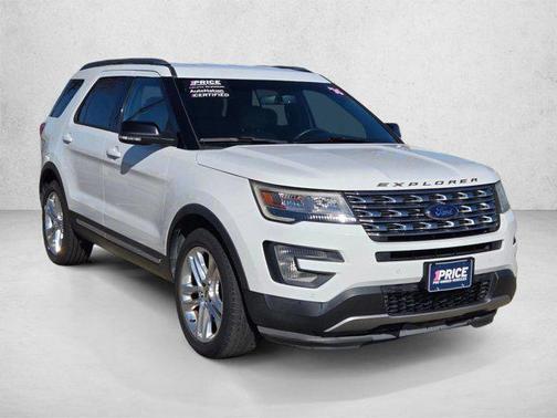 Oxford White 2016 Ford Explorer XLT
