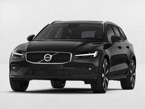 2025 Volvo V60 Cross Country Plus, B5 AWD Gas (mild hybrid)