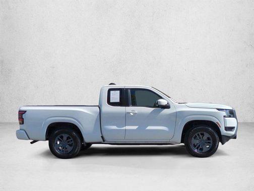 Glacier White 2025 Nissan Frontier SV