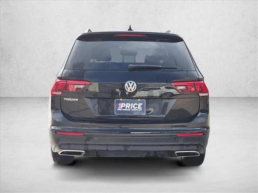 Deep Black Pearl 2021 Volkswagen Tiguan 2.0T S