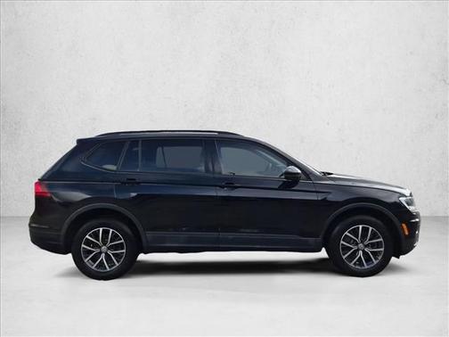 Deep Black Pearl 2021 Volkswagen Tiguan 2.0T S