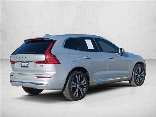 2022 Volvo XC60 B5 Inscription
