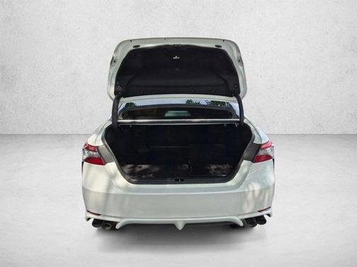 Wind Chill Pearl 2021 Toyota Camry XSE