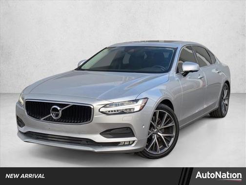 2018 Volvo S90 T5 Momentum