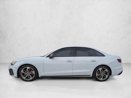 2022 Audi A4 Prestige 45 TFSI S line quattro S tronic
