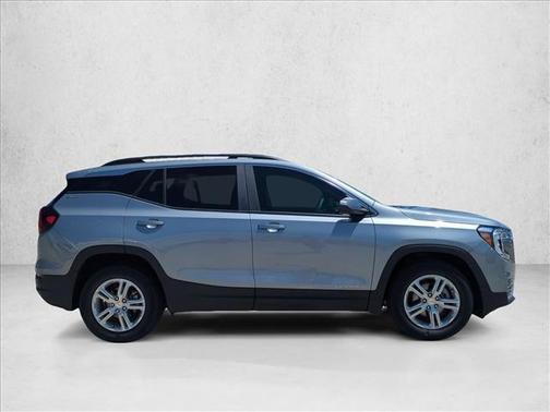 Sterling Metallic 2023 GMC Terrain SLE