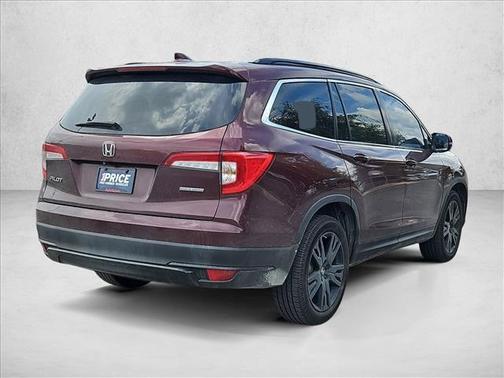 Deep Scarlet Pearl 2022 Honda Pilot 2WD Special Edition