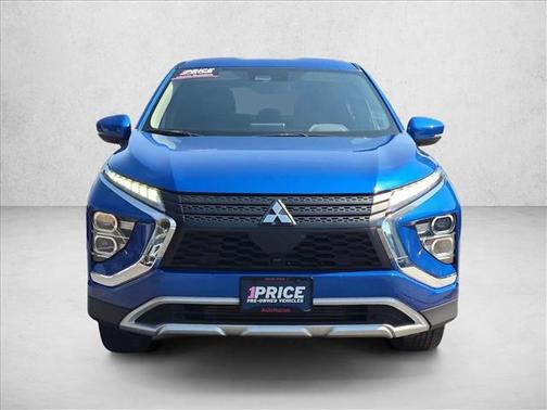 Labrador Black Pearl 2025 Mitsubishi Eclipse Cross SE