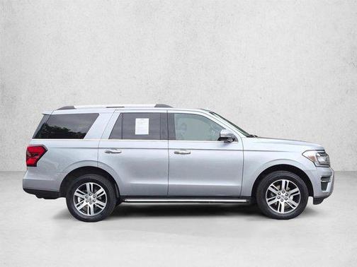 Iconic Silver Metallic 2023 Ford Expedition Limited