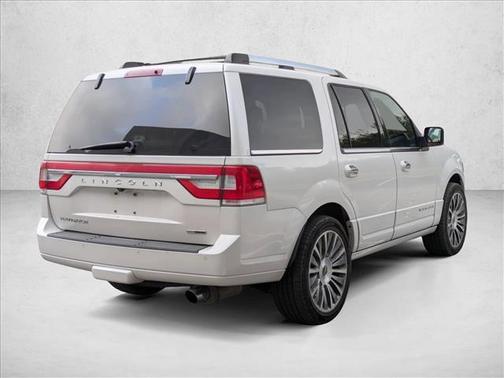 2015 Lincoln Navigator Base